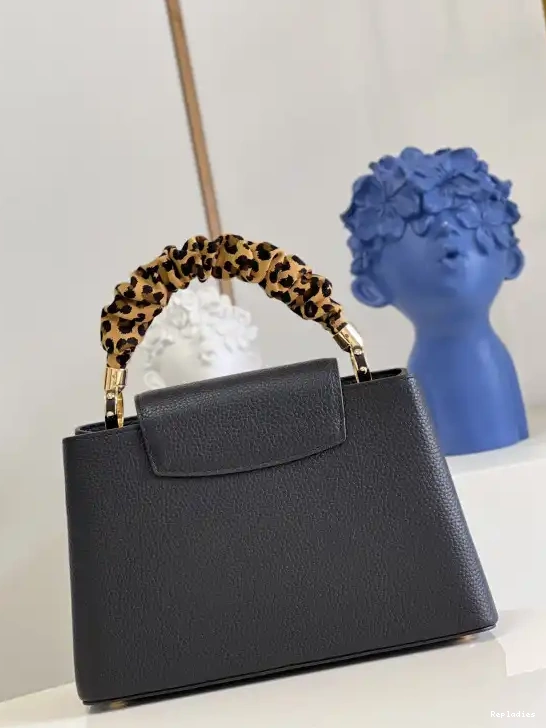 Cheap MM VUITTON LOUIS CAPUCINES 0520